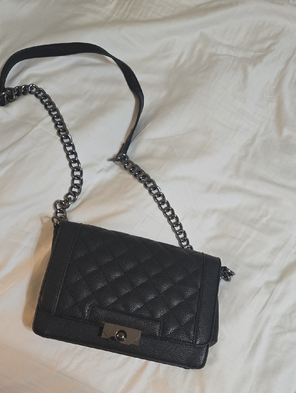 Black Quilted Chain Shoulder Bag